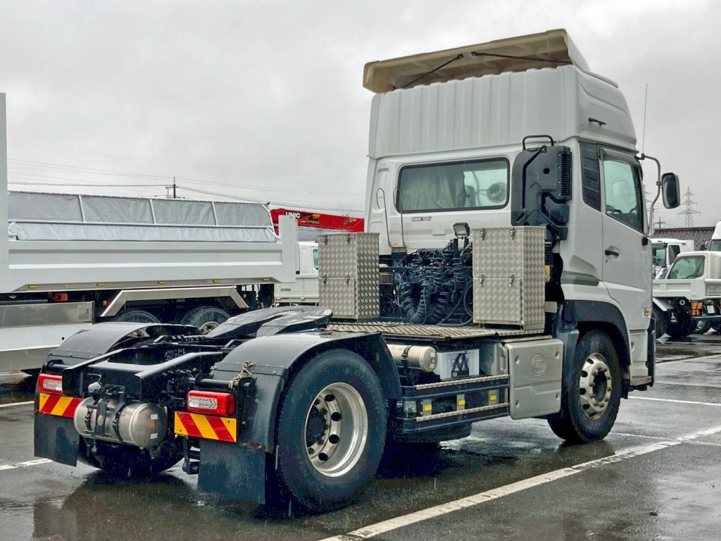 UDトラックス クオン 2PG-GK5AADの写真4