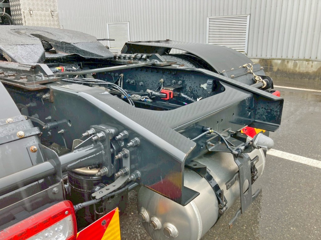 UDトラックス クオン 2PG-GK5AADの写真6