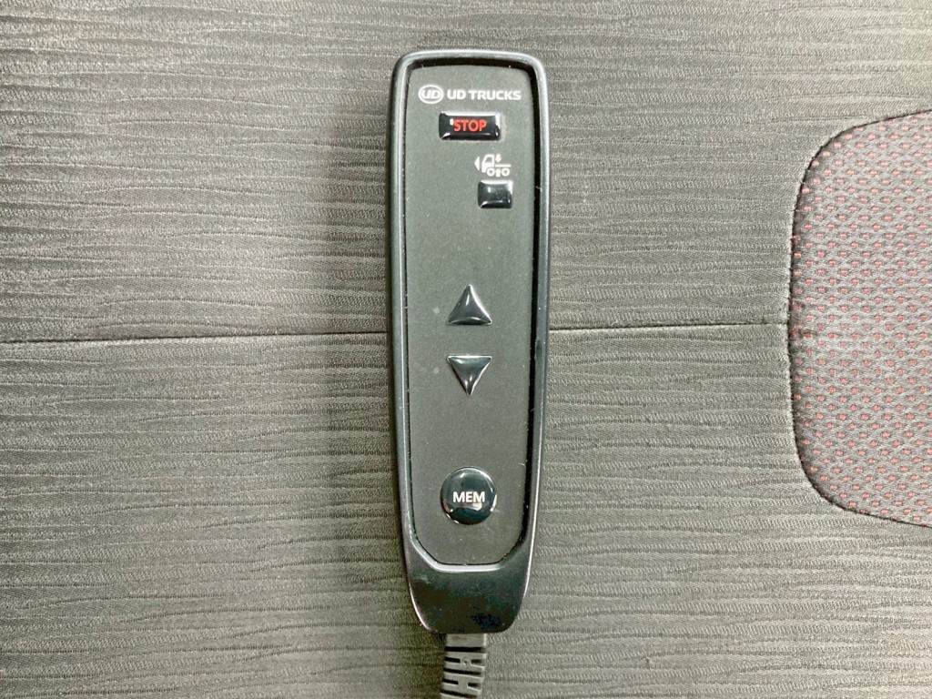 エアサスのコントローラーです。|UDトラックス クオン 2PG-GK5AADの写真26