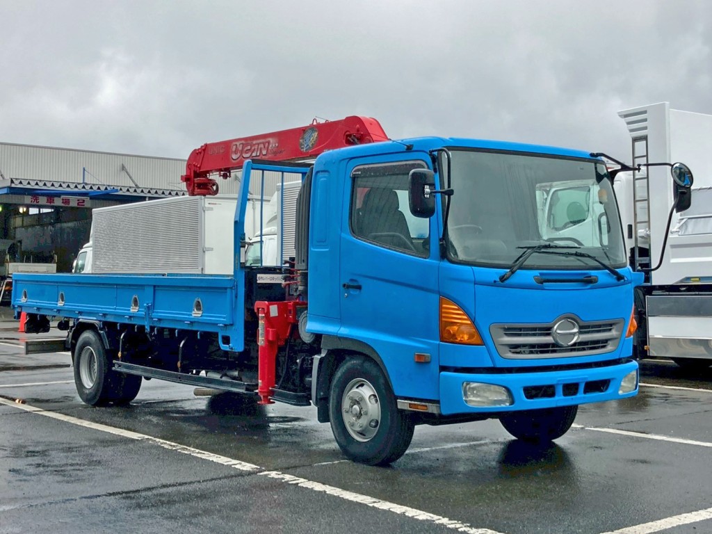 日野 レンジャー ADG-FD7JLWA(2WD)の写真2