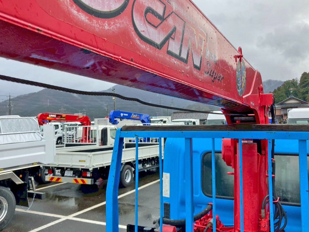 ワイヤーにキンクがあります。|日野 レンジャー ADG-FD7JLWA(2WD)の写真12