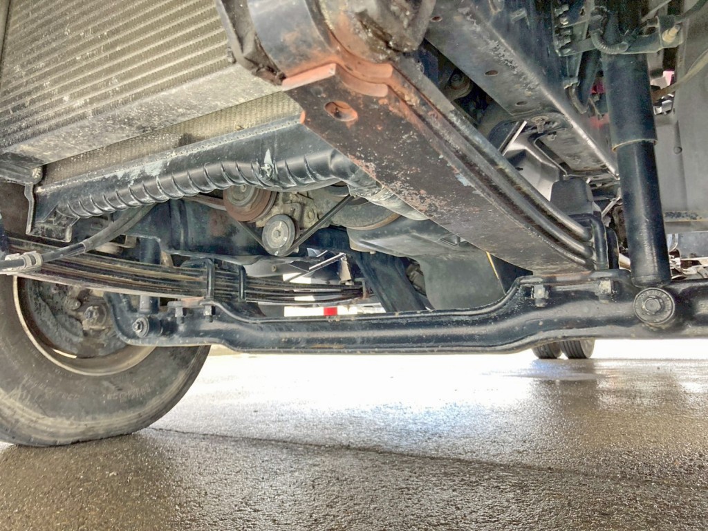 下回りの状態です。(前方)|日野 レンジャー ADG-FD7JLWA(2WD)の写真36