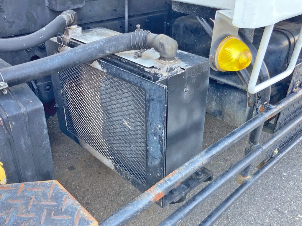 オイルクーラー付きです。|三菱 ファイター QDG-FQ62Fの写真26