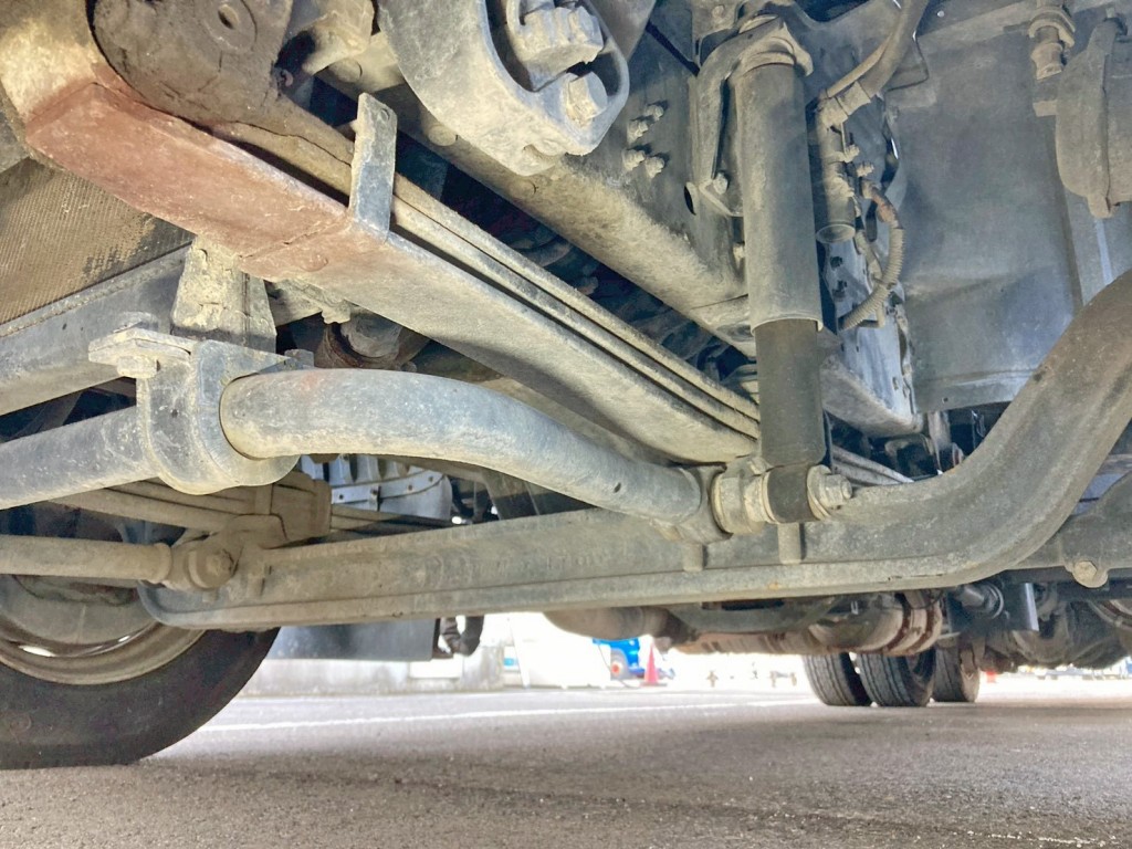 下回りの状態です。(前方)|三菱 ファイター QDG-FQ62Fの写真39