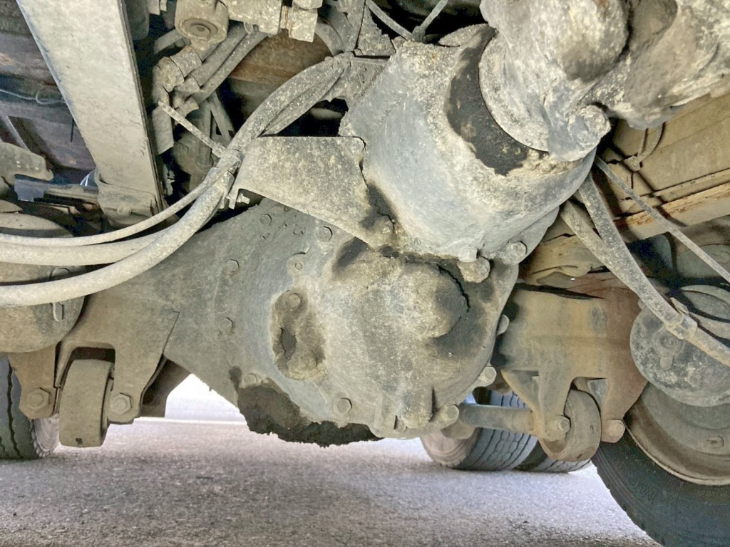 下回りの状態です。(中央後方)|三菱 ファイター QDG-FQ62Fの写真41