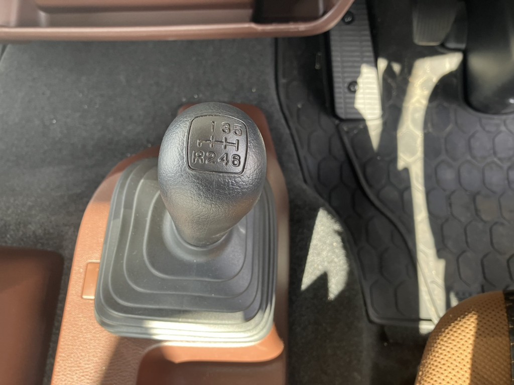 日野 レンジャー 2PG-FD2ABA(2WD)の写真7