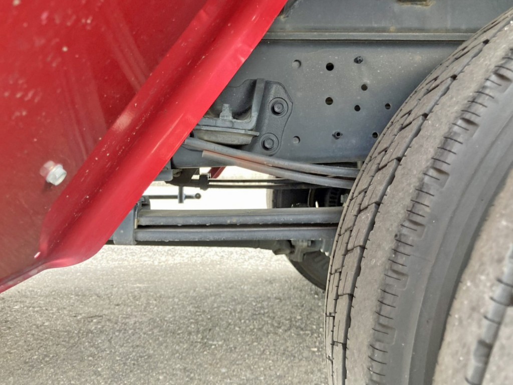 リーフサスです。|日野 デュトロ 2KG-XZU722M(2WD)の写真5