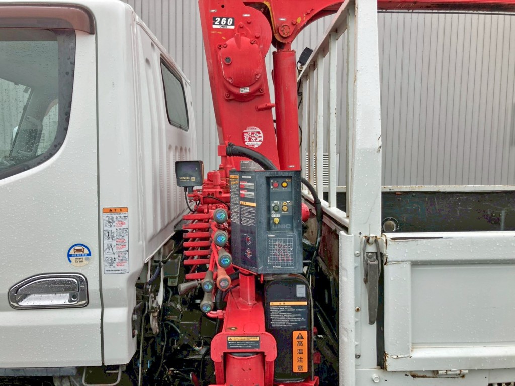 クレーンの操作レバーです。|三菱 キャンター TKG-FEA50(2WD)の写真15