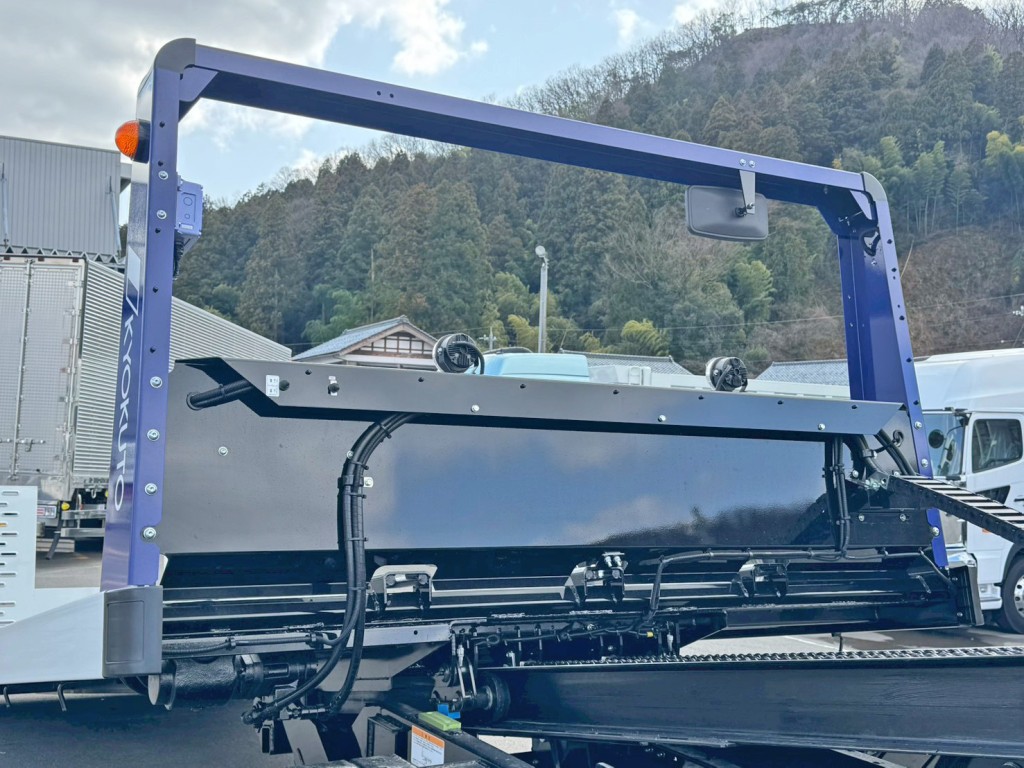 三菱 キャンター 2PG-FEB80(2WD)の写真10