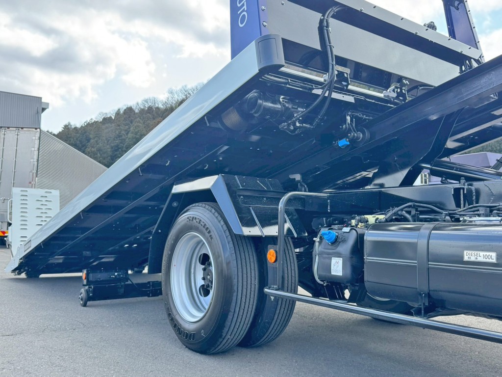 三菱 キャンター 2PG-FEB80(2WD)の写真11