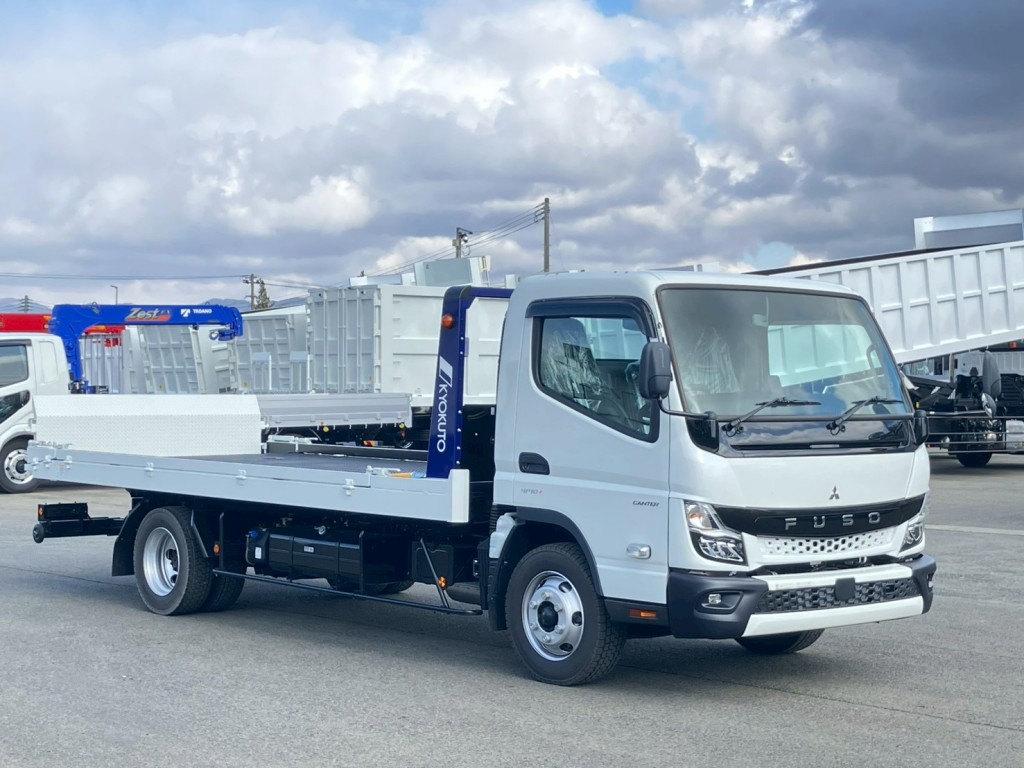 三菱 キャンター 2PG-FEB90(2WD)の写真2