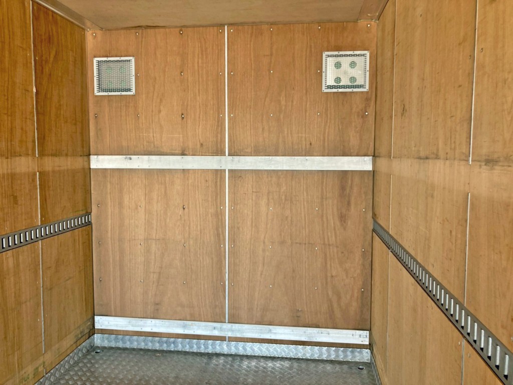 日野 レンジャー 2PG-FD2ABA(2WD)の写真13