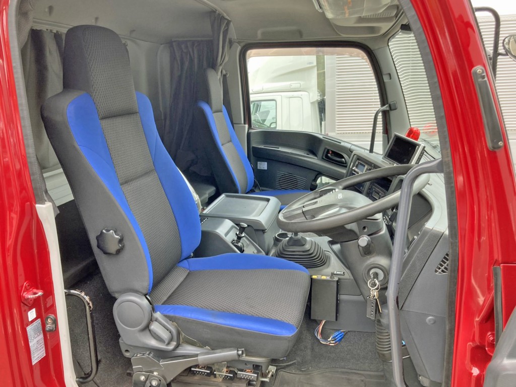 いすゞ ギガ QPG-CXZ77BTの写真7