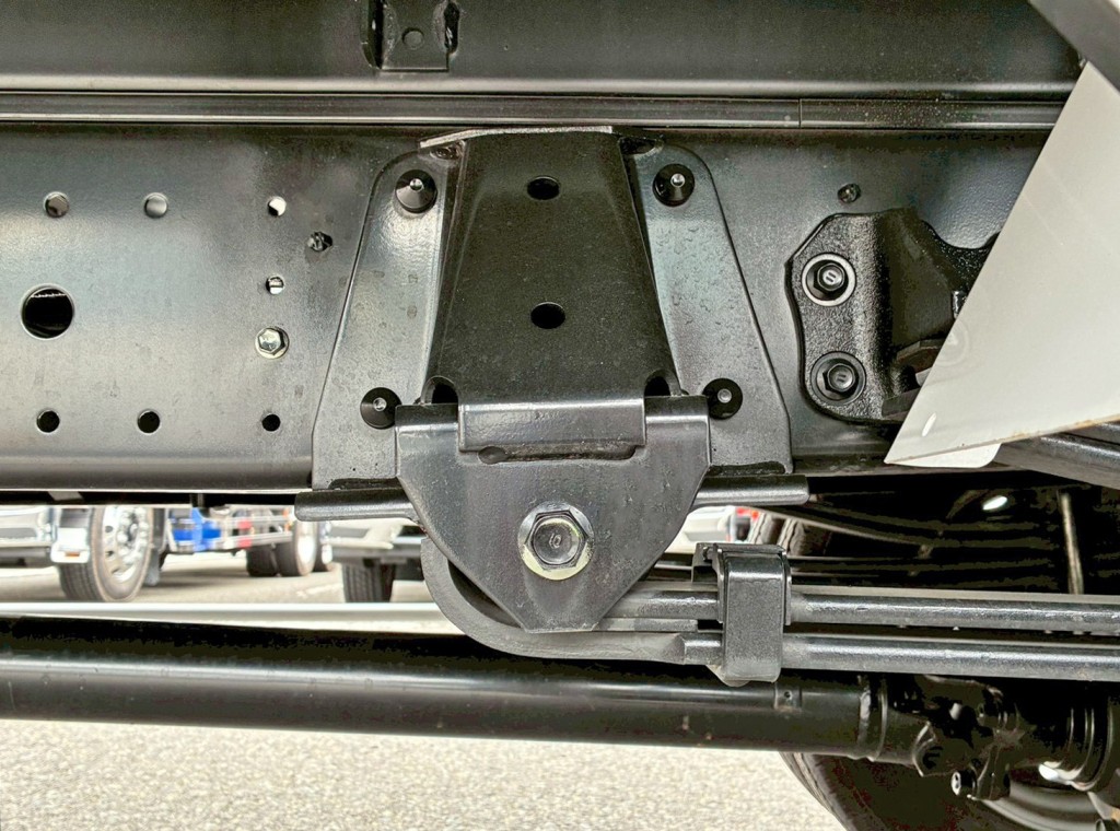 リーフサスです。|日野 デュトロ 2KG-XZU722M(2WD)の写真5