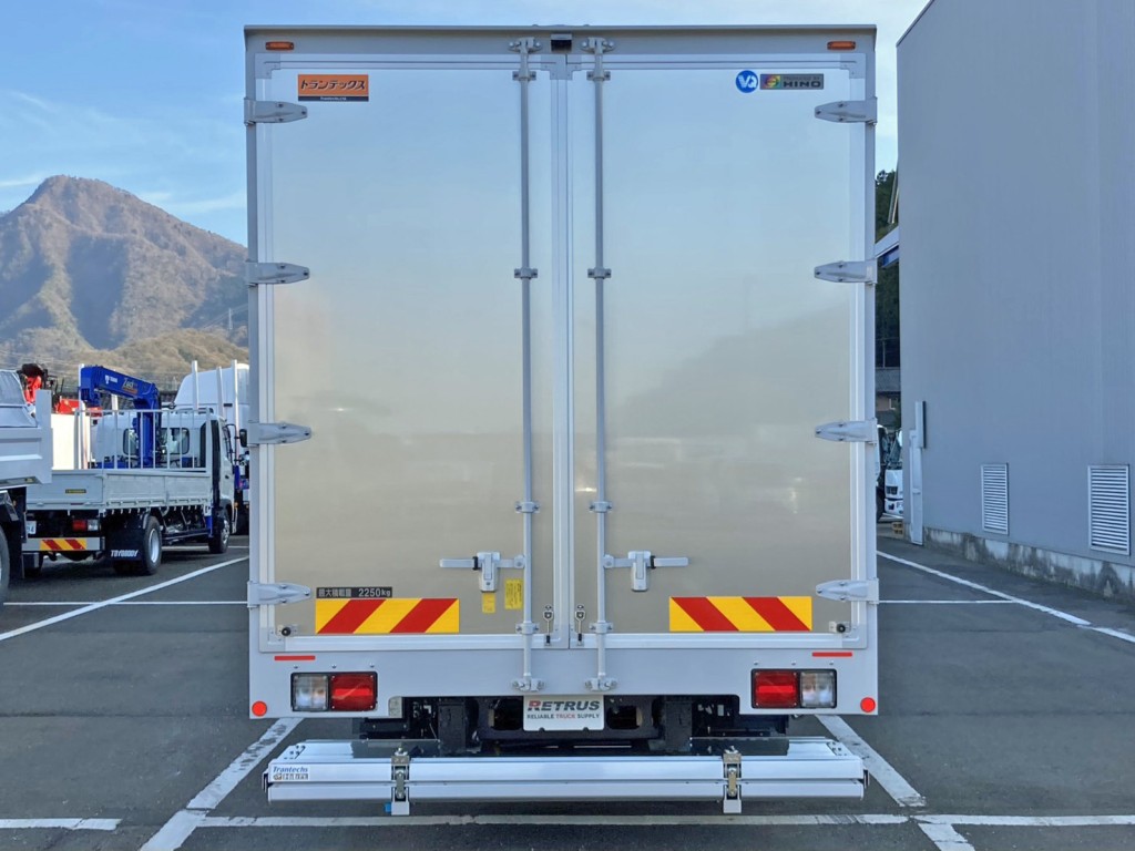 リヤ周りの状態です。|日野 レンジャー 2PG-FD2ABG(2WD)の写真8