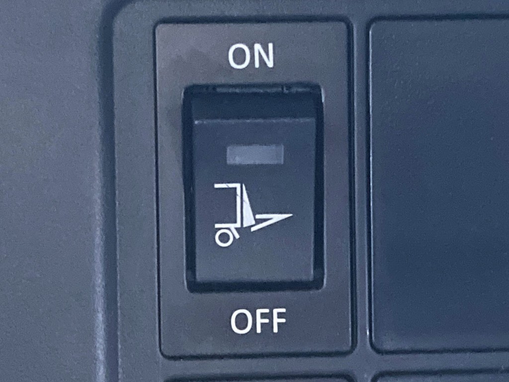 ゲートのメインスイッチです。|日野 レンジャー 2PG-FD2ABG(2WD)の写真23