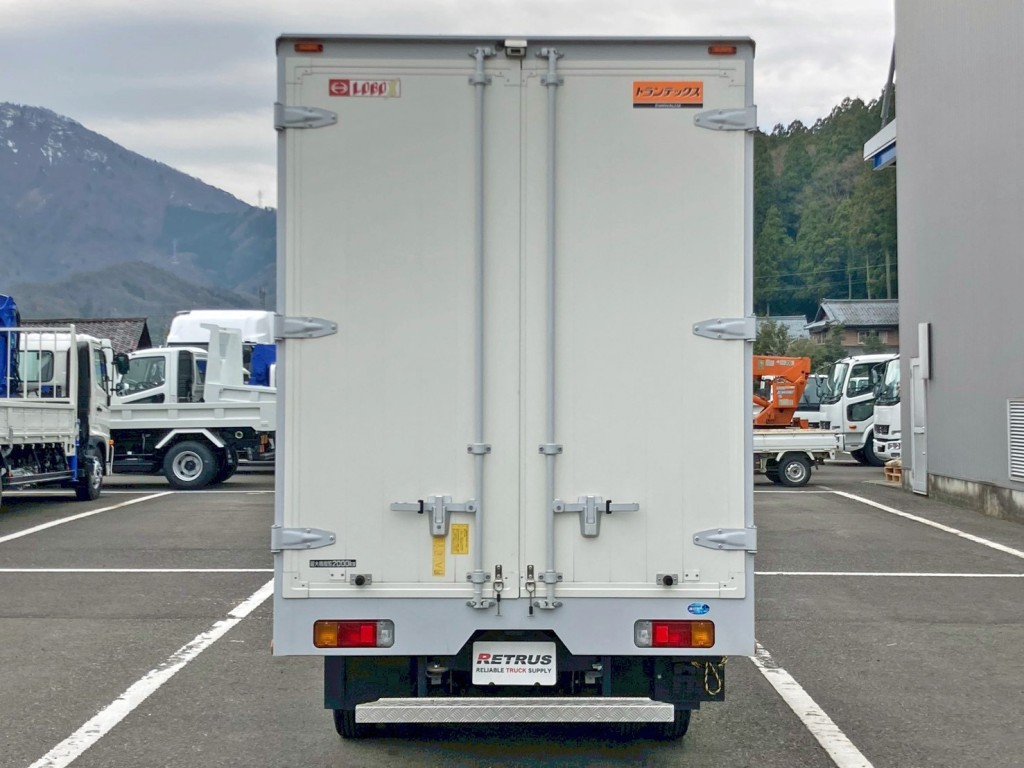 リヤ周りの状態です。|日野 デュトロ 2RG-XZU605M(2WD)の写真8