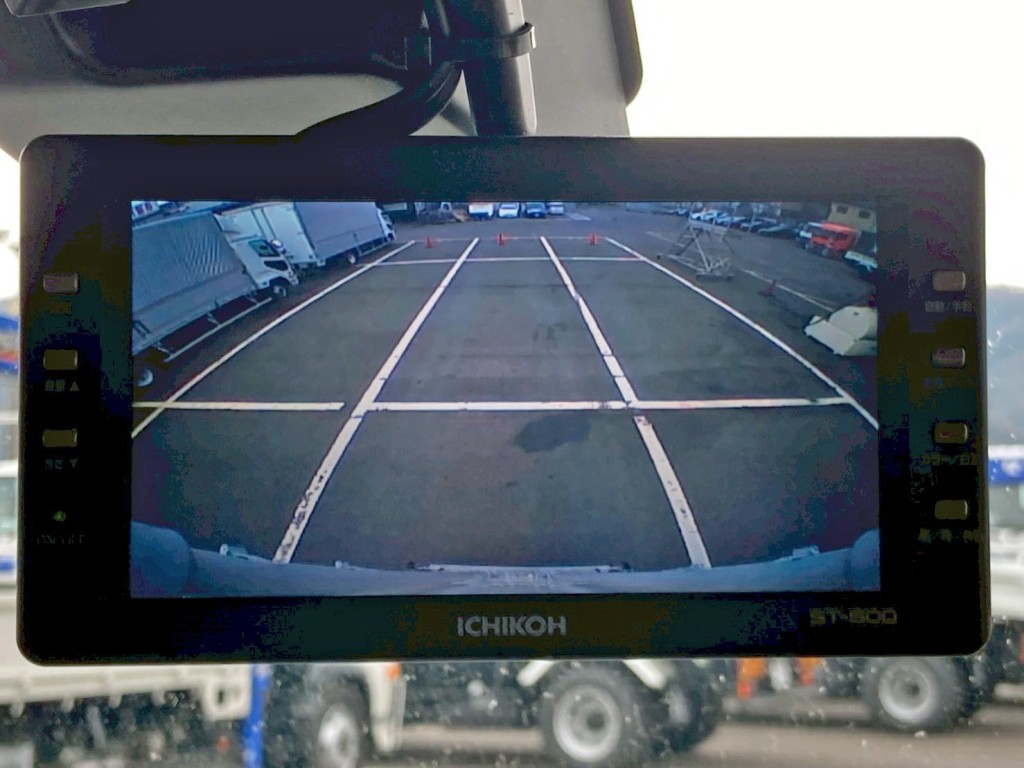 液晶バックモニター付きです。|日野 デュトロ 2RG-XZU605M(2WD)の写真20