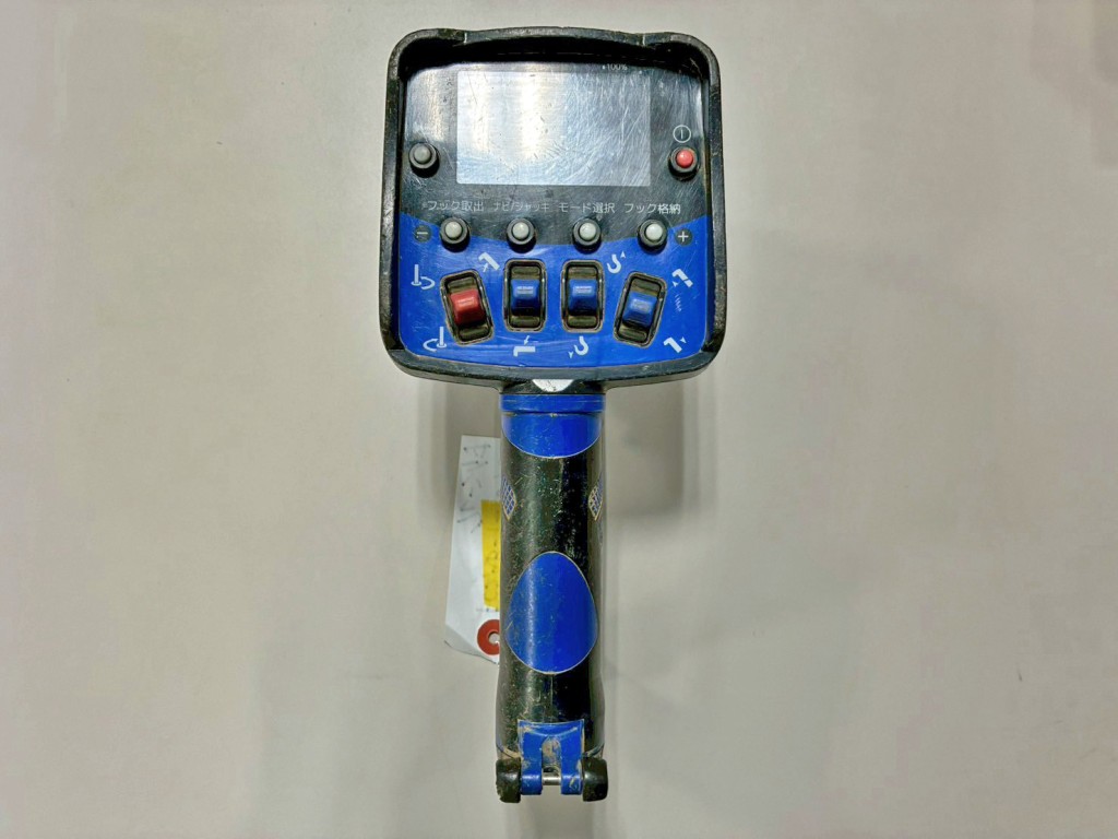 クレーンのラジコンです。|日野 レンジャー 2KG-FC2ABA(2WD)の写真32