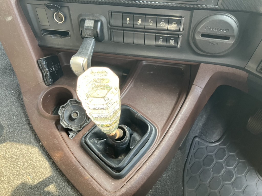 日野 プロフィア 2DG-FS1AHAの写真7