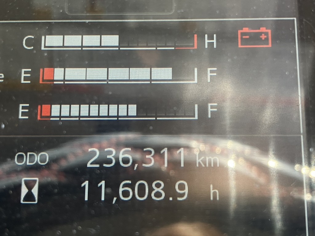 日野 プロフィア 2DG-FS1AHAの写真8