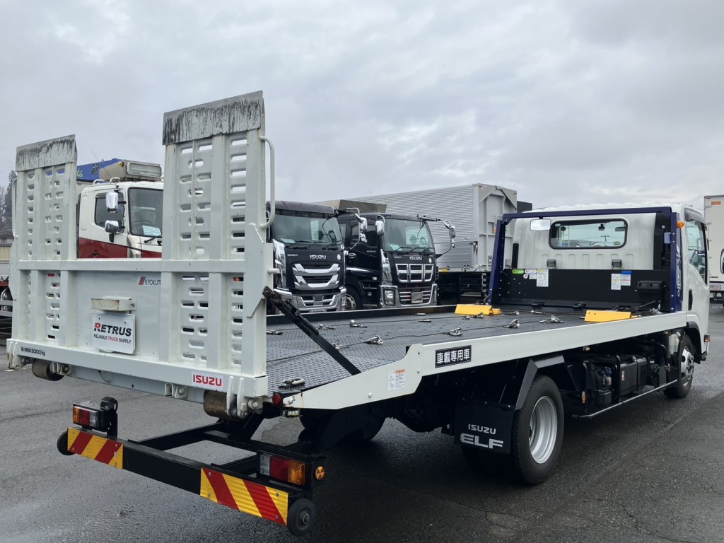 いすゞ エルフ 2RG-NPR88AN(2WD)の写真4