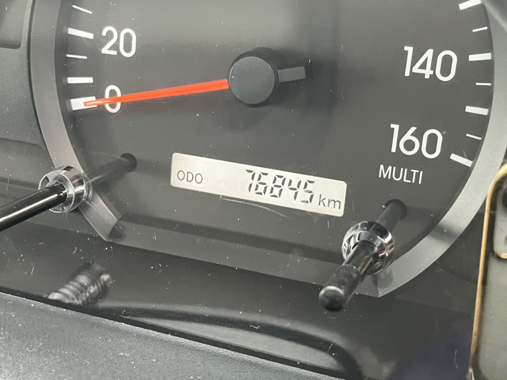 いすゞ エルフ 2RG-NPR88AN(2WD)の写真8