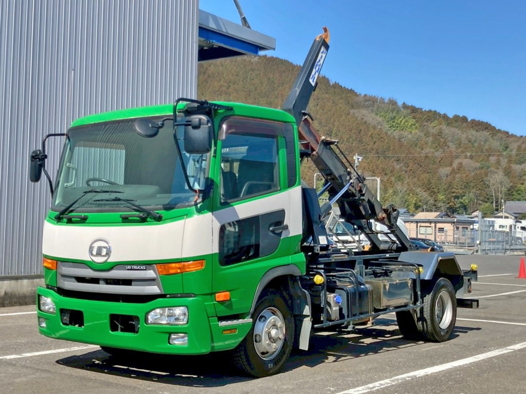 UDトラックス コンドル TKG-MK38L(2WD)の写真1