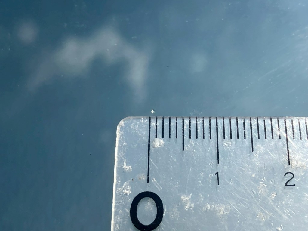 フロントガラスに飛び石があります。|三菱 ファイター 2KG-FK62FZの写真18