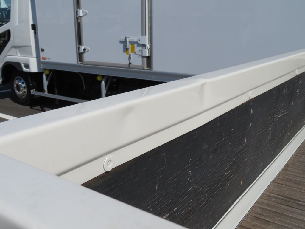 日野 レンジャー 2KG-FD2ABA(2WD)の写真79