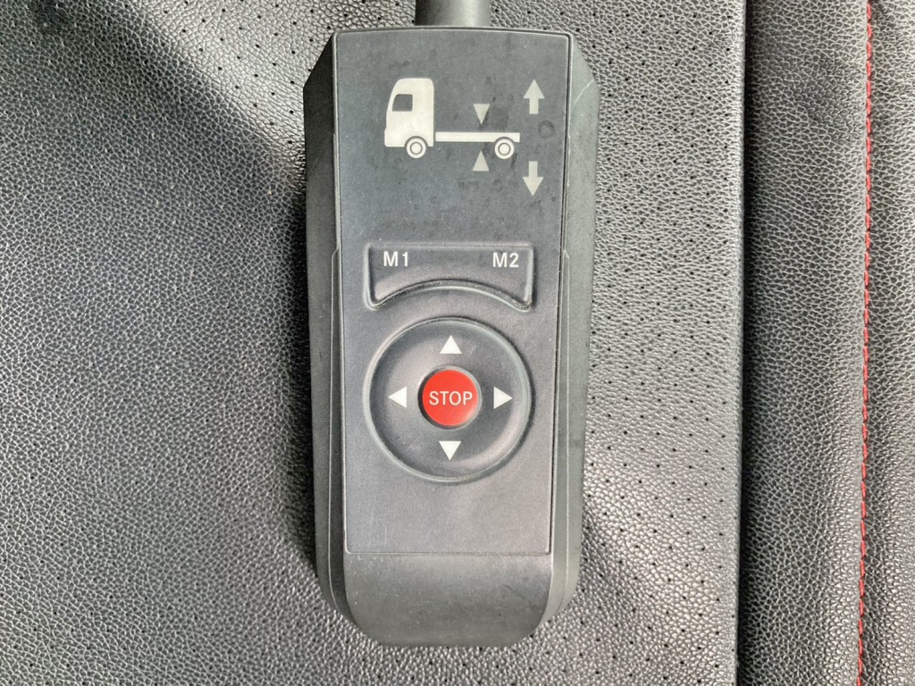 三菱 スーパーグレート 2PG-FU74HZの写真27