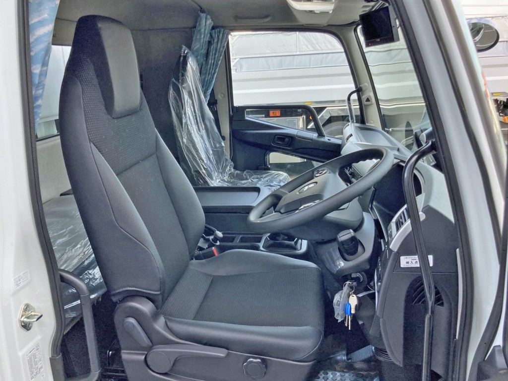 三菱 ファイター 2KG-FK65F(2WD)の写真7