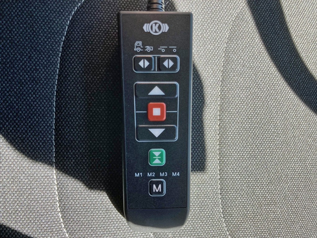 エアサスのコントローラーです。|いすゞ フォワード 2RG-FTR90V4の写真16