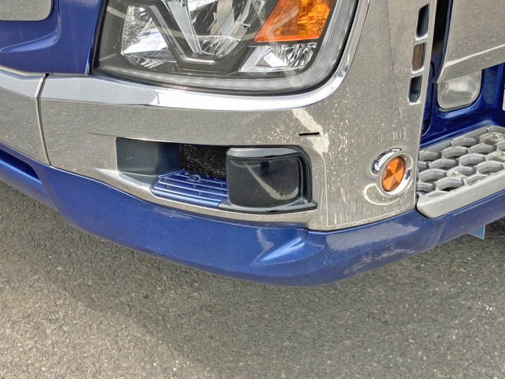 センサー付きです。|日野 プロフィア 2DG-SH1EDGGの写真27