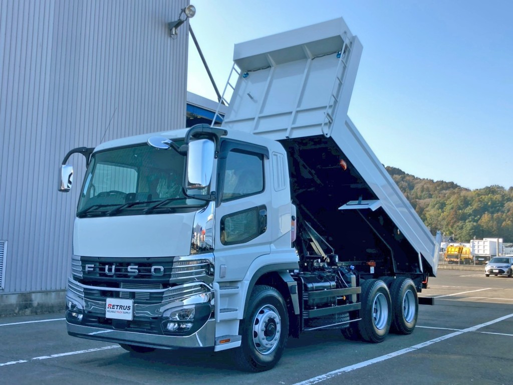 フロント周り、メッキパーツで飾っています。|三菱 スーパーグレート 2PG-FV80VXの写真1