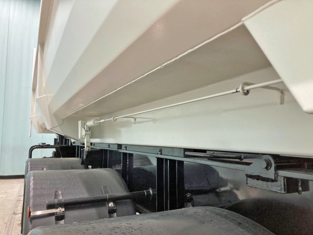 シャーシの状態です。|極東 PFB34112改の写真6