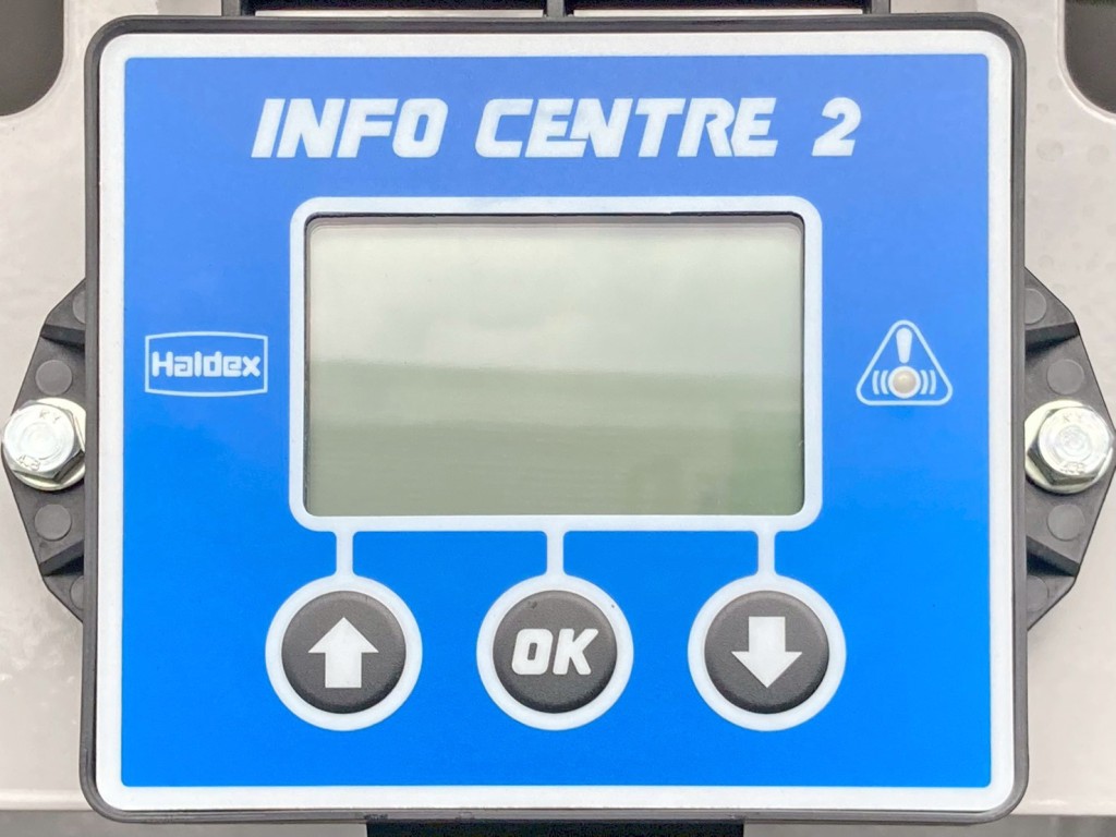 モニター付きです。|トレクス PFB34118の写真17