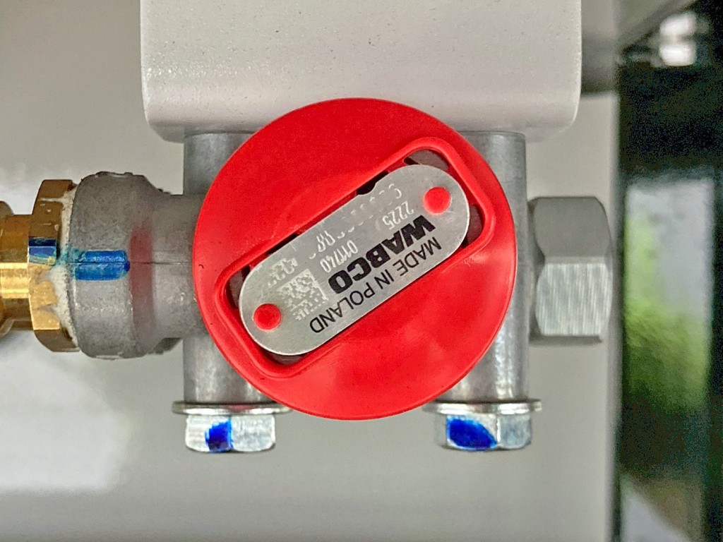 駐車ブレーキです。|トレクス PFB34118の写真18