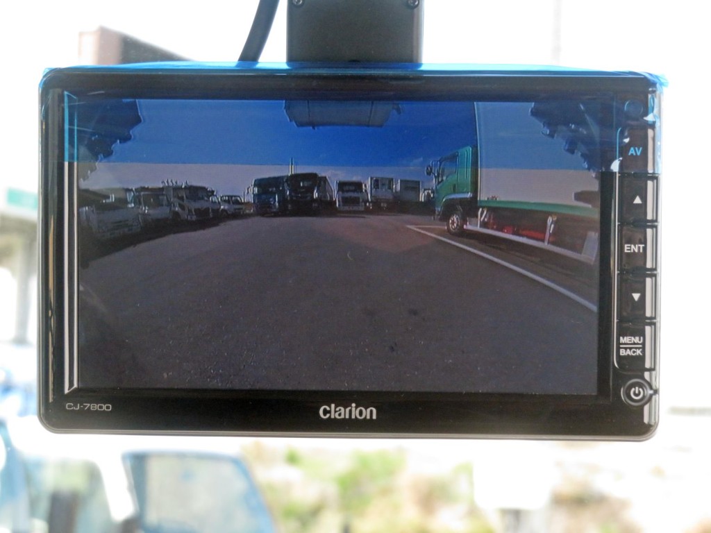 液晶バックモニター付きです。|日野 レンジャー 2DG-GK2ABAの写真30