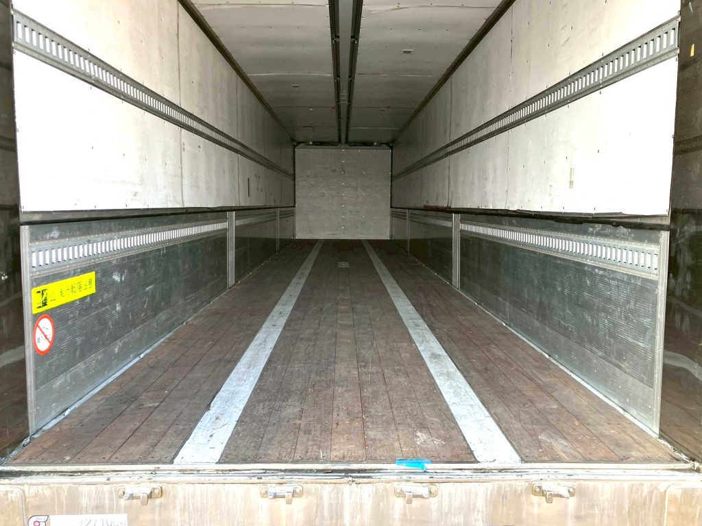 床は板張りです。|東邦  TF36H2C3改の写真12