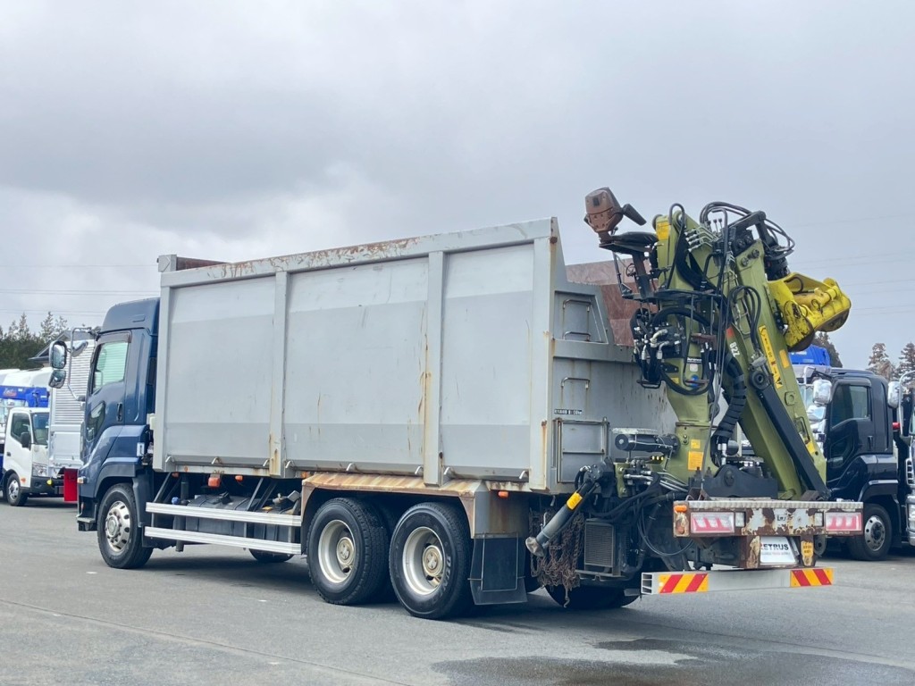 いすゞ ギガ 2PG-CYZ77CMの写真3