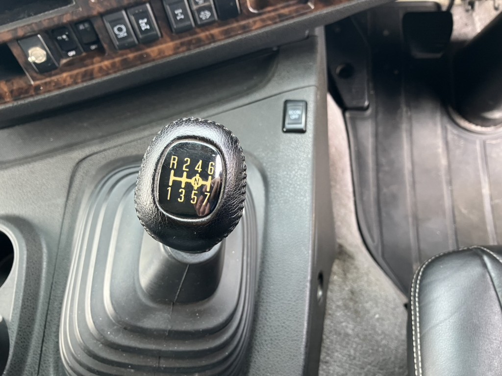 いすゞ ギガ 2PG-CYZ77CMの写真11