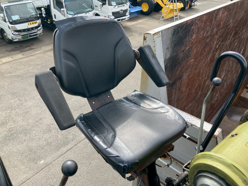 トップシート付きです。|いすゞ ギガ 2PG-CYZ77CMの写真12