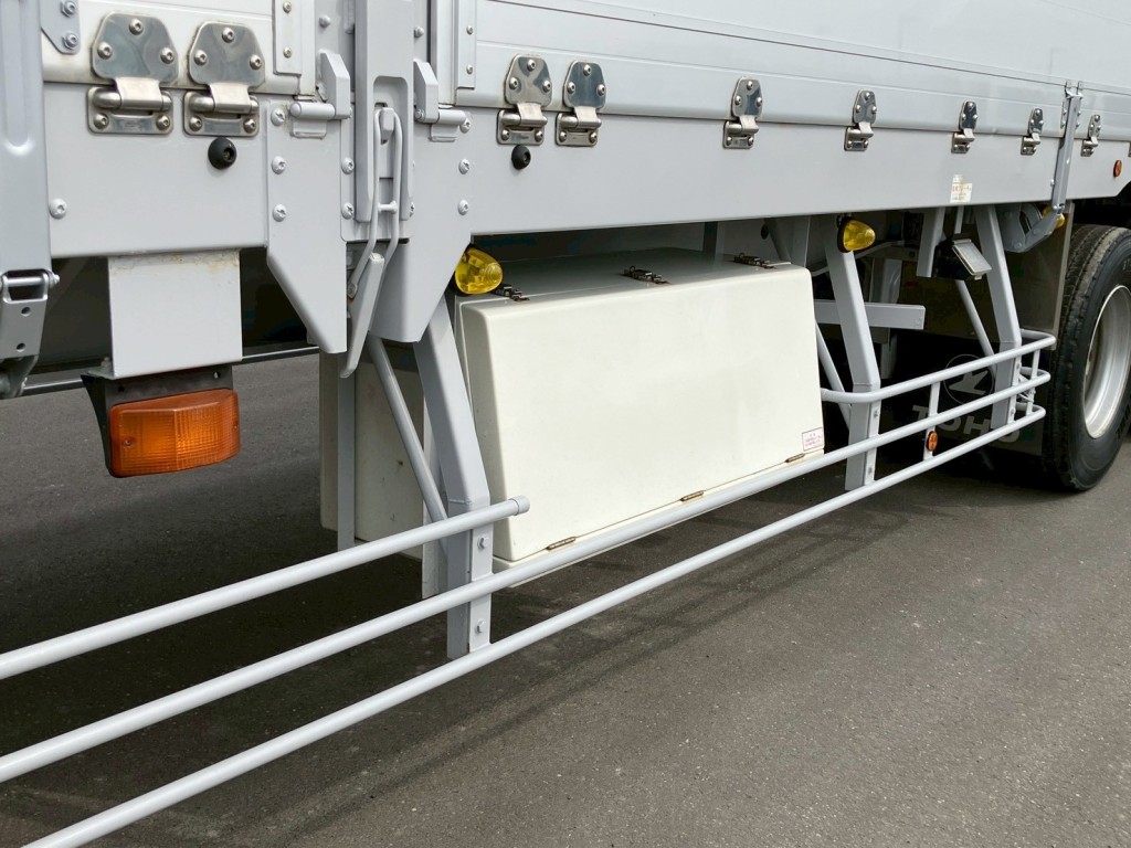 助手席側に工具箱が付いています。|東邦  TF36H2C3改の写真17