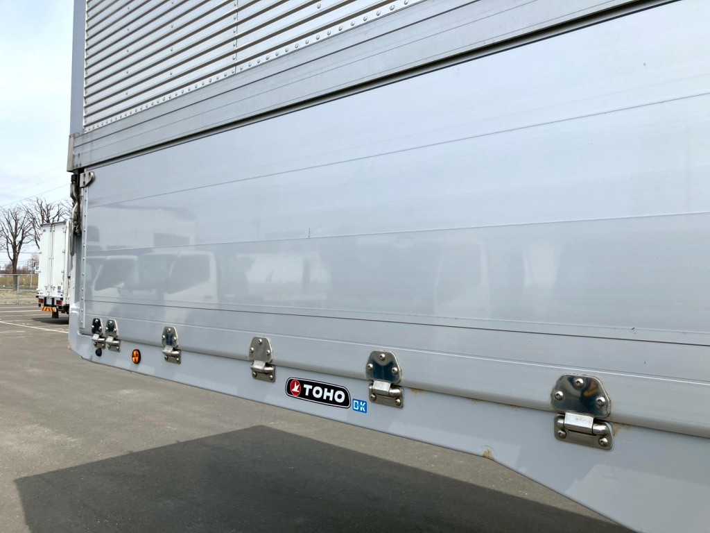 あおり外側にヘコミがあります。|東邦  TF36H2C3改の写真26