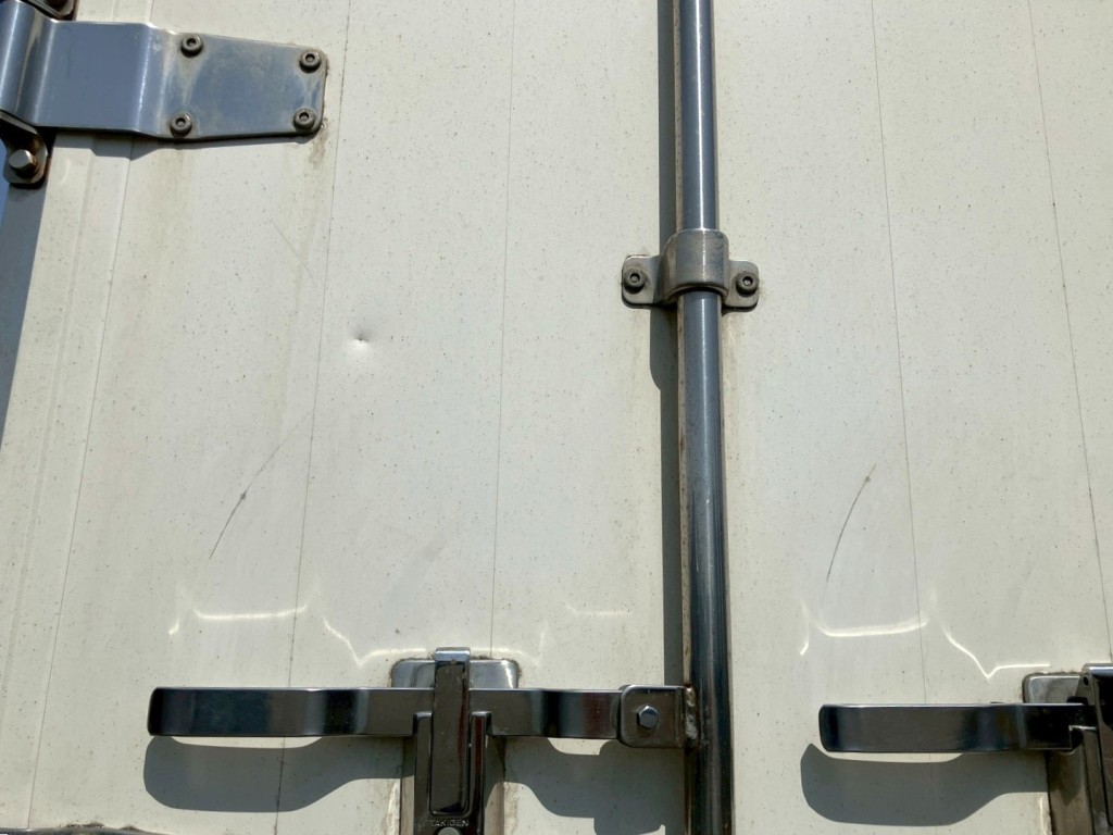 リヤ扉にキズがあります。|東邦  TF36H2C3改の写真35