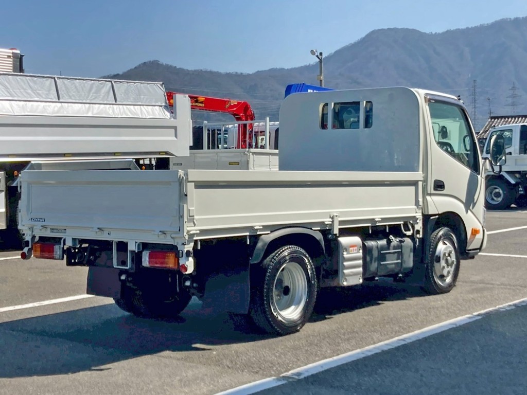 トヨタ カゼット 2RG-XZC605(2WD)の写真4