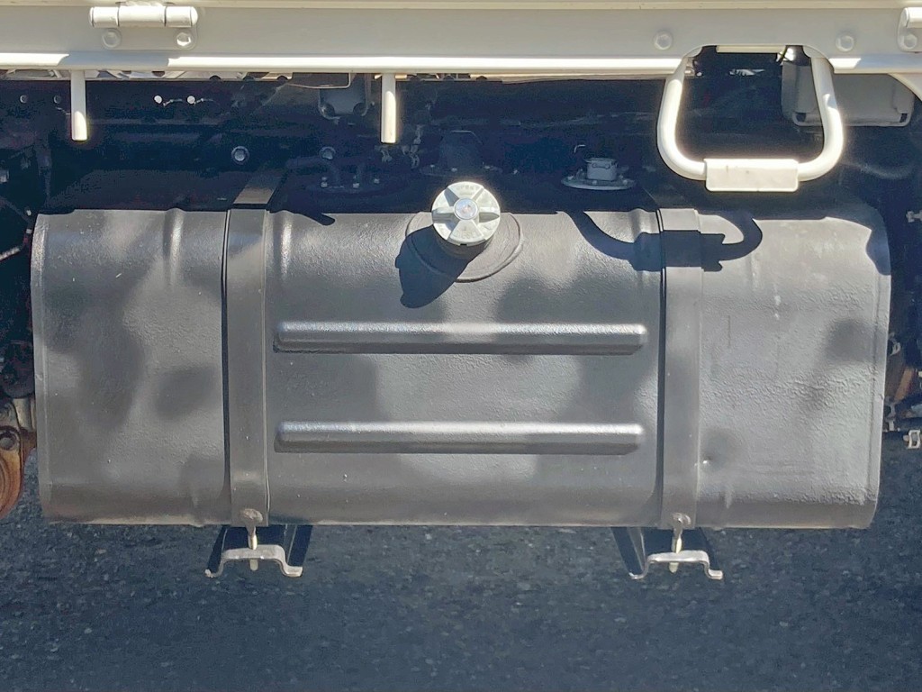 燃料タンクは80Lです。|トヨタ カゼット 2RG-XZC605(2WD)の写真14