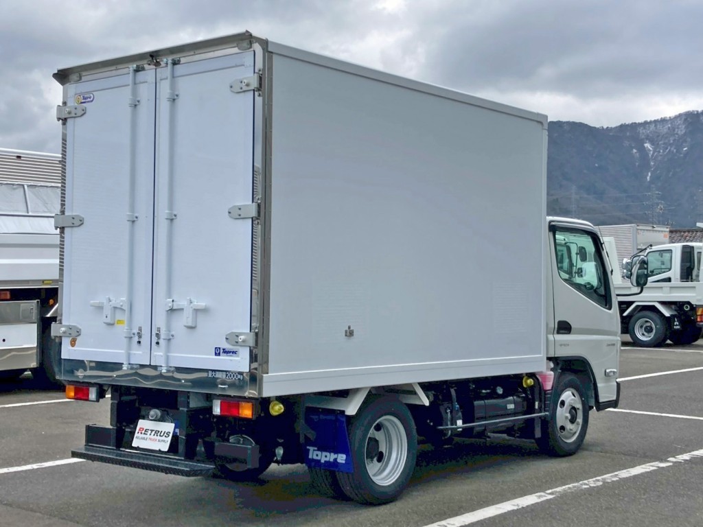 三菱 キャンター 2RG-FBAV0(2WD)の写真4