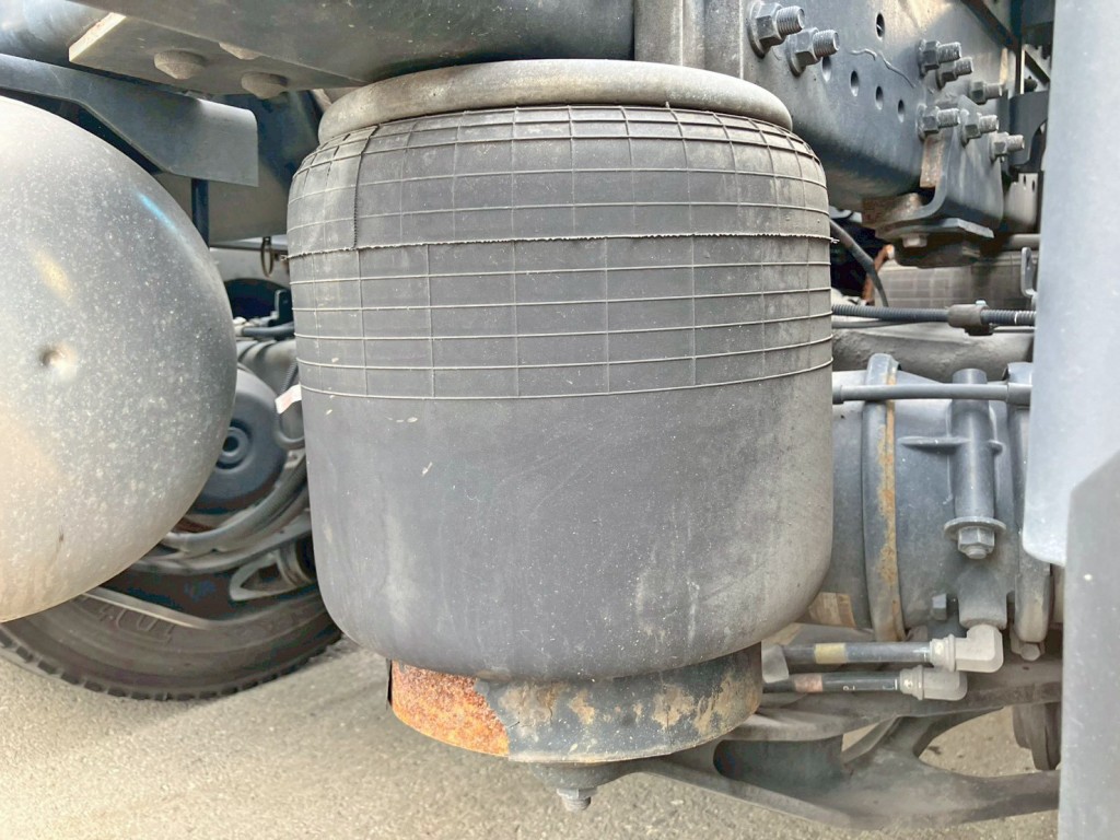リターダ付きです。|日野 プロフィア 2DG-SH1EDGG(2WD)の写真15
